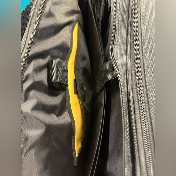 🎒 Targus Rolling Laptop Backpack AC0091 - Professional Travel Companion - Picture 5 of 9